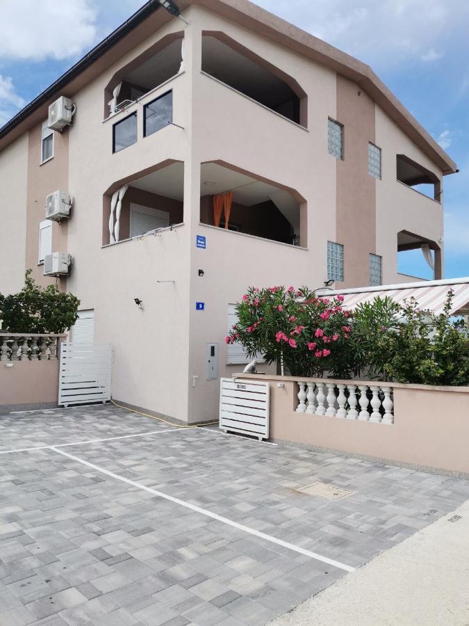 Apartment Mark * Maslenica